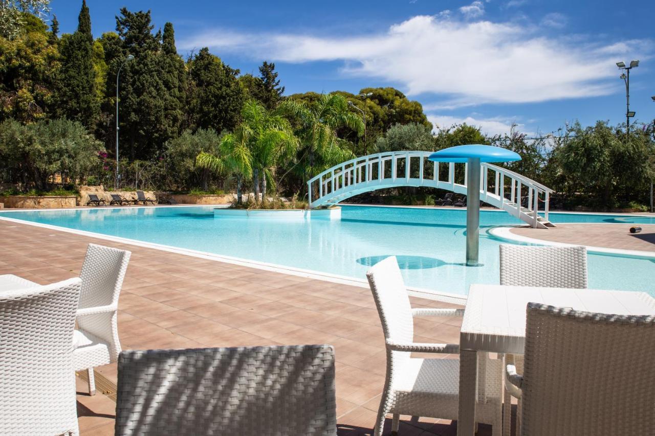 Villaggio Marinella Direttamente Sul Mare Isola Di Capo Rizzuto Ngoại thất bức ảnh
