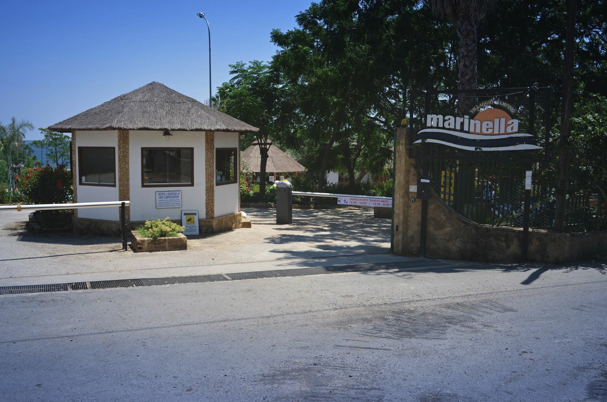 Villaggio Marinella Direttamente Sul Mare Isola Di Capo Rizzuto Ngoại thất bức ảnh